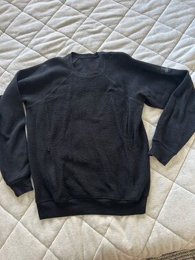Men's Alo Black Fleece Crewneck Sweater